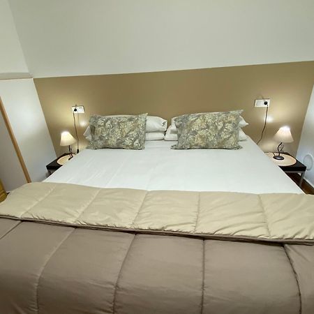 Apartamentos Caces Exteriér fotografie
