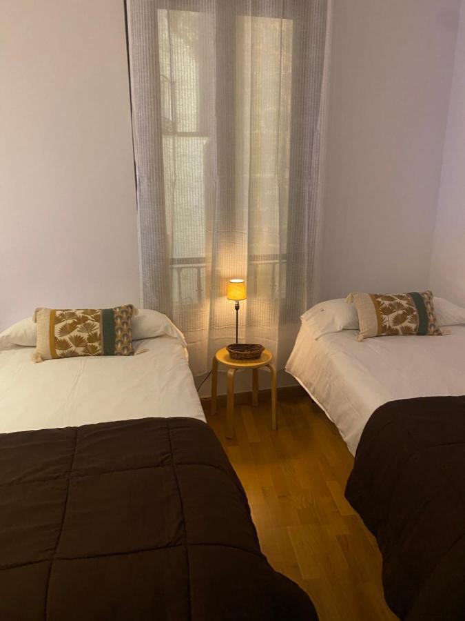 Apartamentos Caces Exteriér fotografie